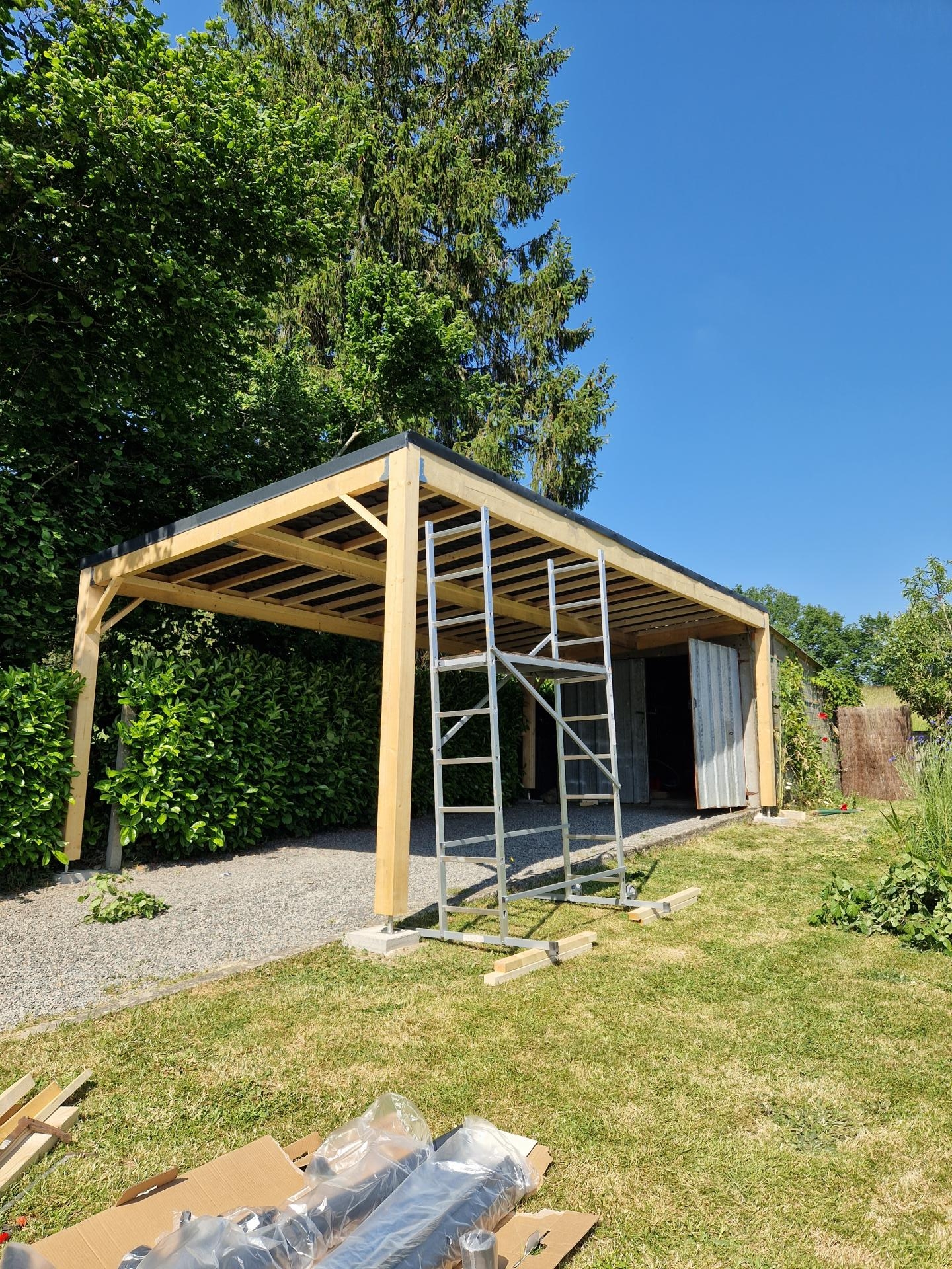 Fabrication d'un carport par Ti menuiserie à Moncoutant